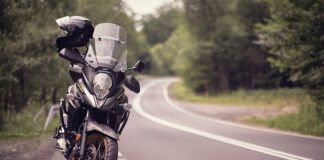 Ile koni mechanicznych ma Suzuki LTZ 400?